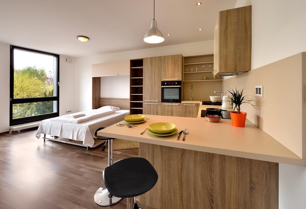 Ambiente Serviced Apartments - Dunajska Bratislava Quarto foto