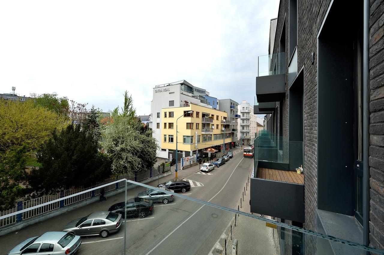 Ambiente Serviced Apartments - Dunajska Bratislava Exterior foto
